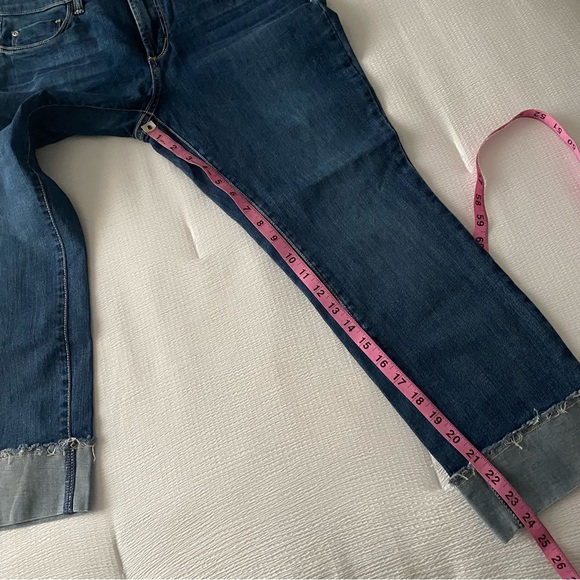 NYJD Marnie Cropped Raw Hem Jeans - Picture 12 of 15